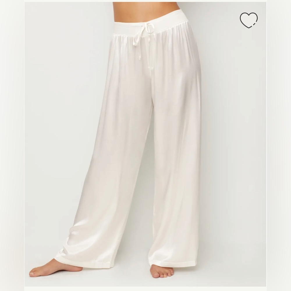 PJ Harlow Laura Top and Jolie pants - size M - color Pearl